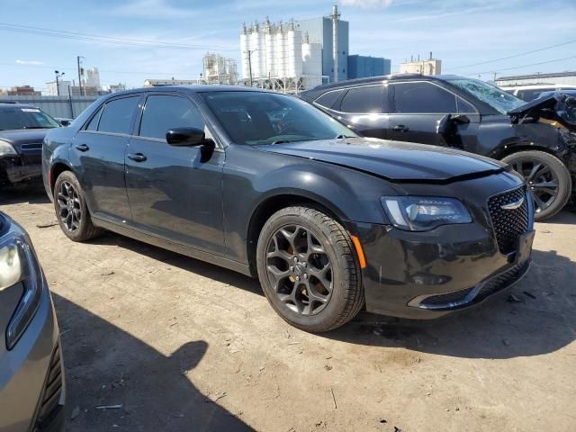 2019 Chrysler 300 Touring