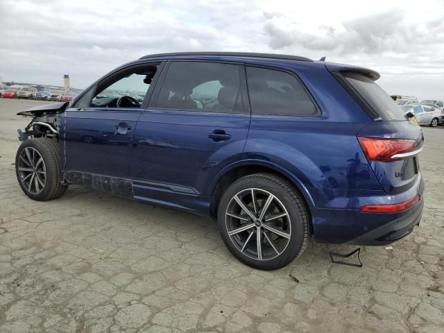 2021 Audi Q7 Premium Plus