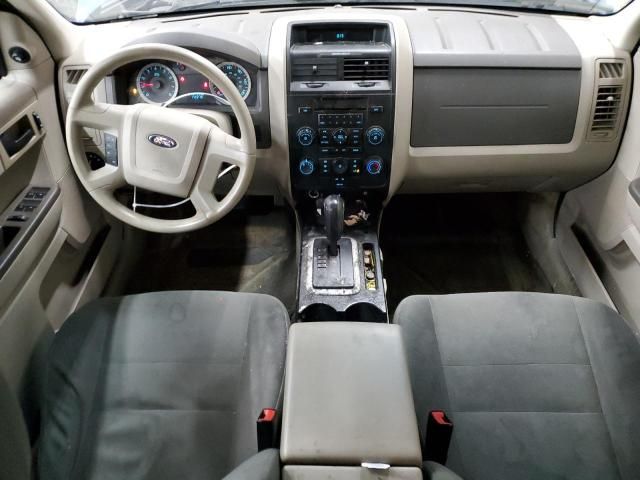 2010 Ford Escape XLS