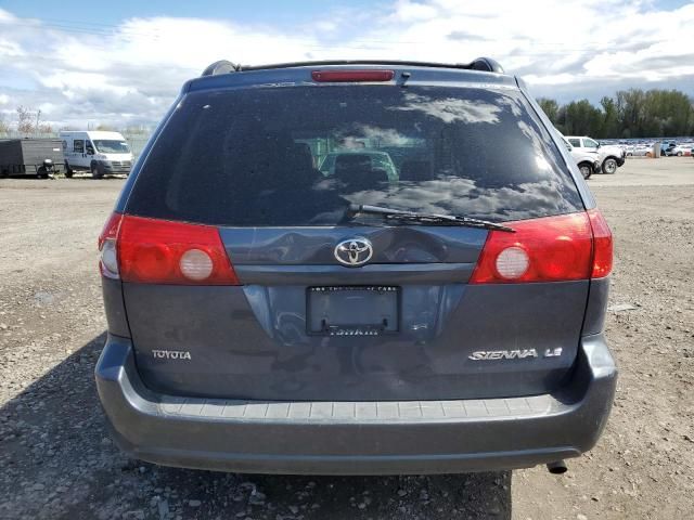 2009 Toyota Sienna CE