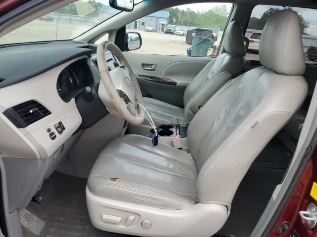 2011 Toyota Sienna XLE