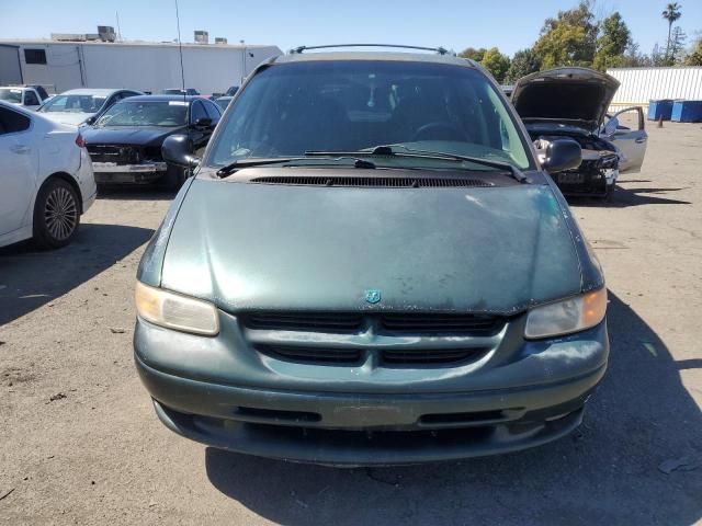 1997 Dodge Grand Caravan SE