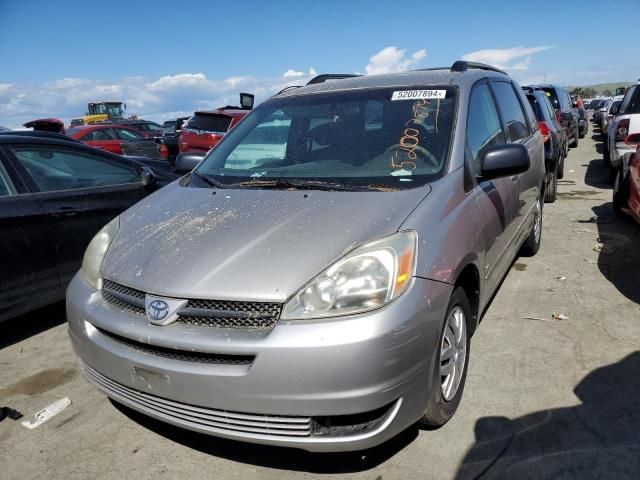 2005 Toyota Sienna CE