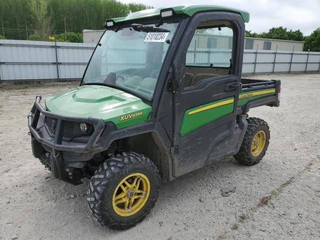 2020 John Deere XUV865R