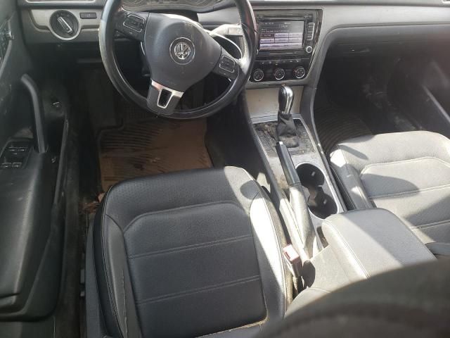 2014 Volkswagen Passat SE