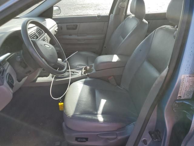 2005 Ford Taurus SE