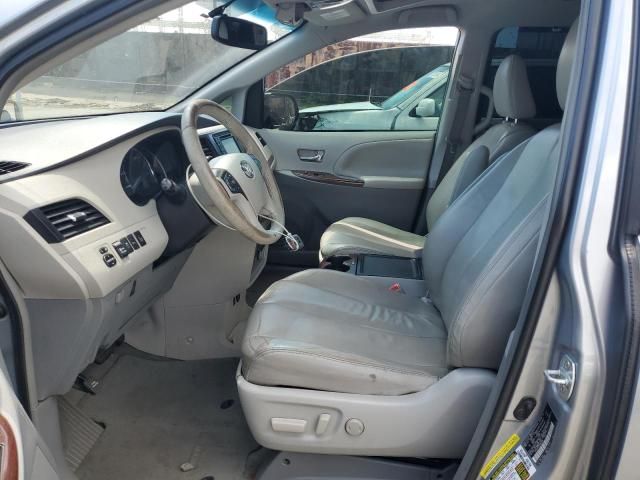 2014 Toyota Sienna XLE