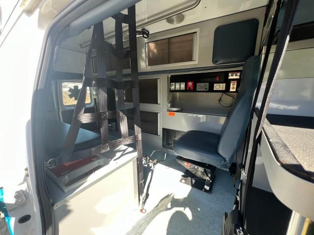 2009 Ford Econoline E350 Super Duty Van