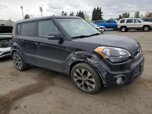 2013 KIA Soul +