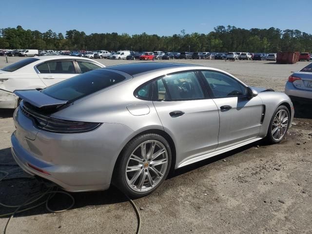 2023 Porsche Panamera Base