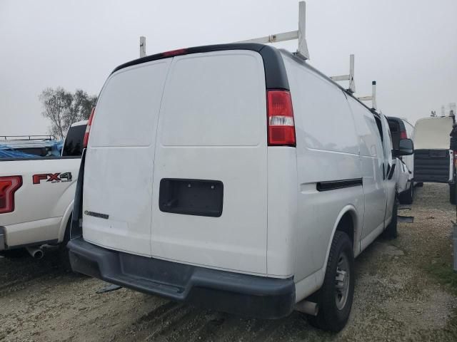 2022 Chevrolet Express G2500