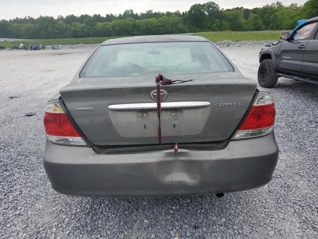 2005 Toyota Camry LE