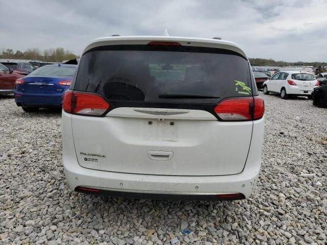 2017 Chrysler Pacifica Touring L Plus