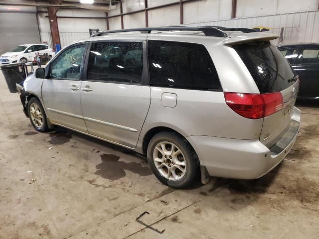 2004 Toyota Sienna XLE