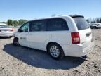 2010 Chrysler Town & Country LX