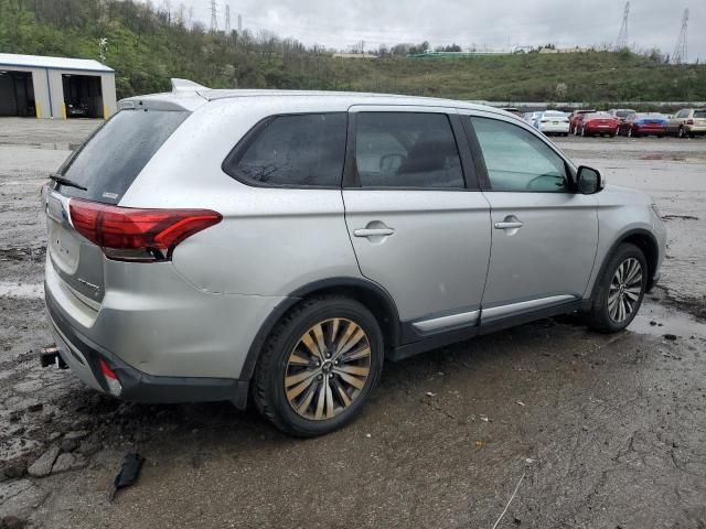 2019 Mitsubishi Outlander SE