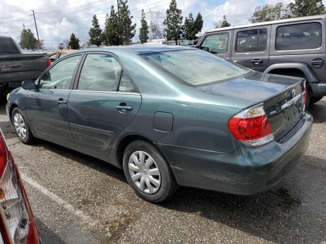 2005 Toyota Camry LE