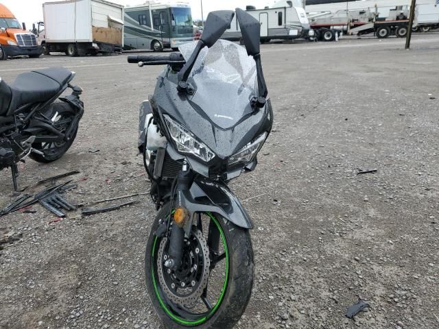 2022 Kawasaki EX400