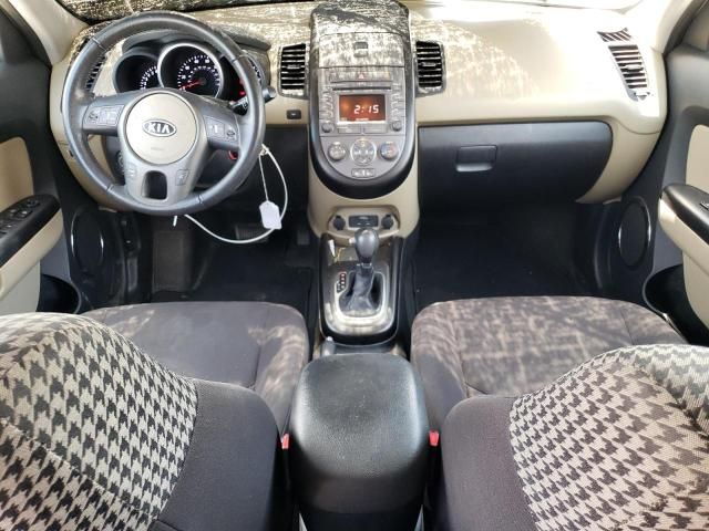 2012 KIA Soul +