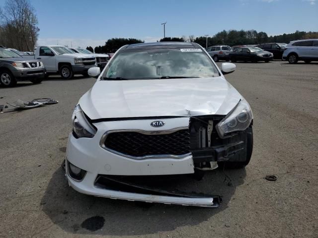 2016 KIA Cadenza Luxury