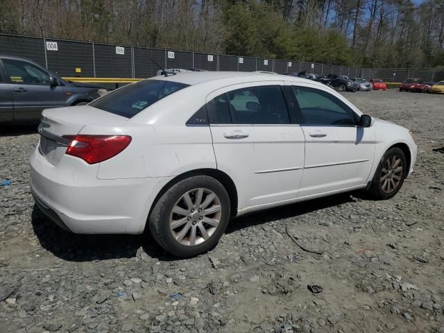 2013 Chrysler 200 Touring