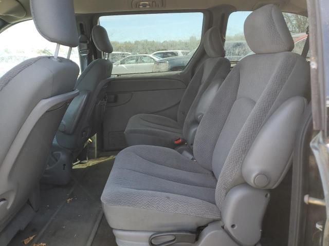 2004 Chrysler Town & Country Touring