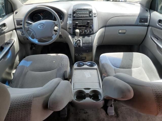 2006 Toyota Sienna CE