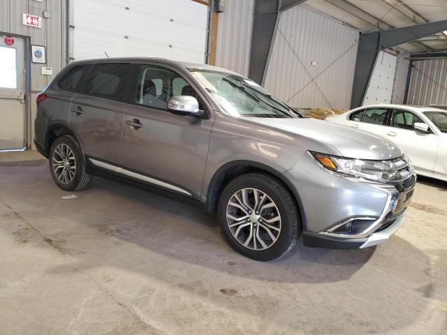 2016 Mitsubishi Outlander SE