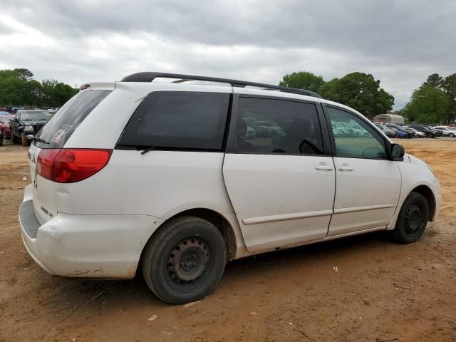 2009 Toyota Sienna CE