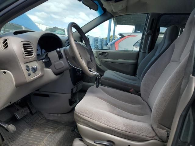 2002 Chrysler Voyager LX