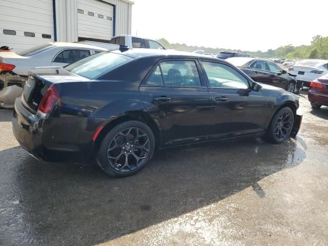 2019 Chrysler 300 Touring