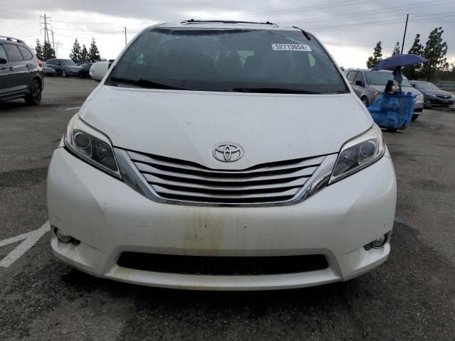 2015 Toyota Sienna XLE