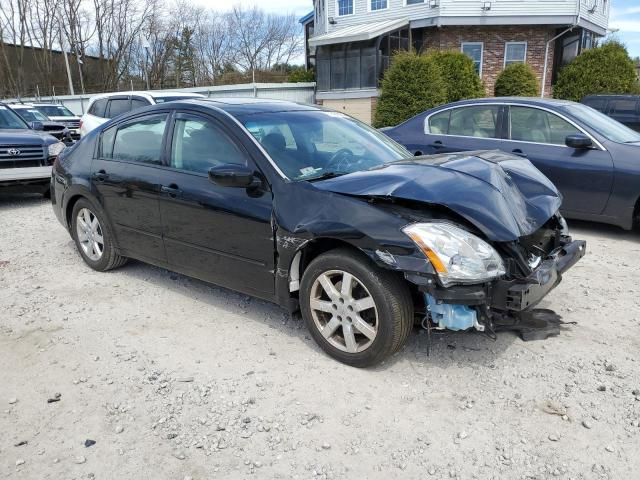 2004 Nissan Maxima SE