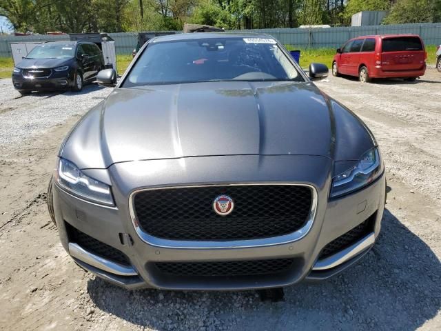 2018 Jaguar XF Premium