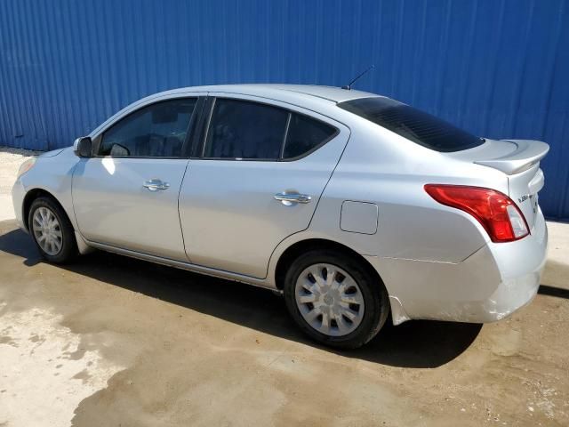 2013 Nissan Versa S