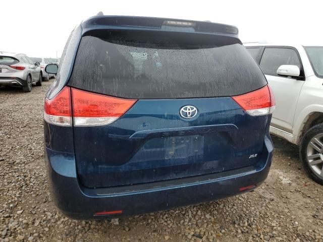 2011 Toyota Sienna XLE