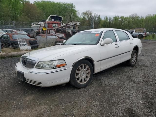 2008 Lincoln Town Car Signature Limited