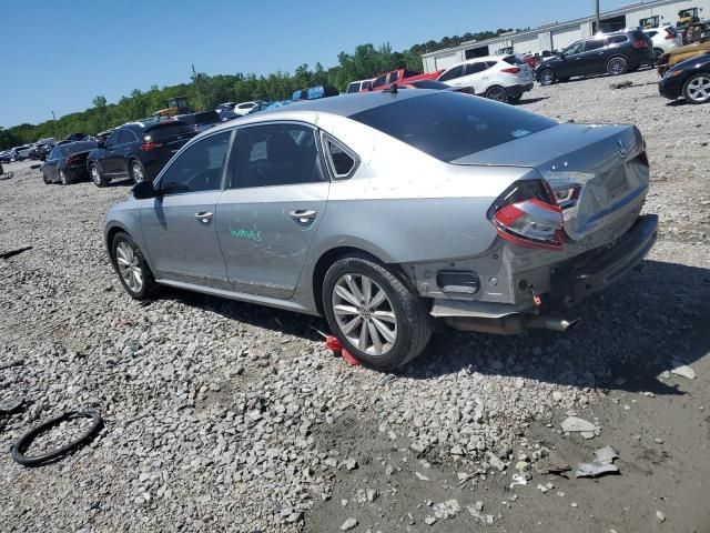 2013 Volkswagen Passat SEL