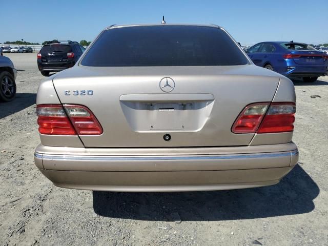 2000 Mercedes-Benz E 320