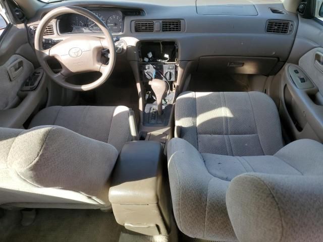 2000 Toyota Camry LE