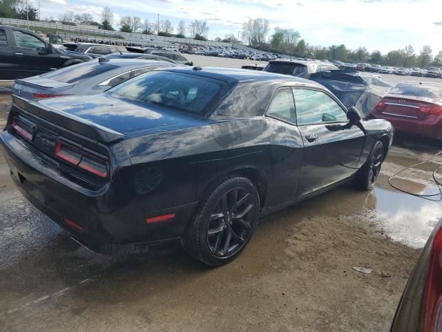 2022 Dodge Challenger SXT