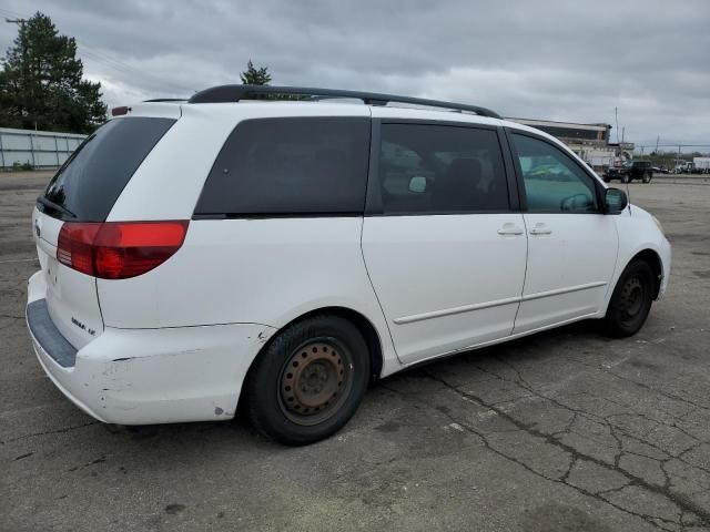 2004 Toyota Sienna CE