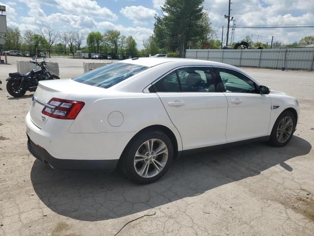 2015 Ford Taurus SEL