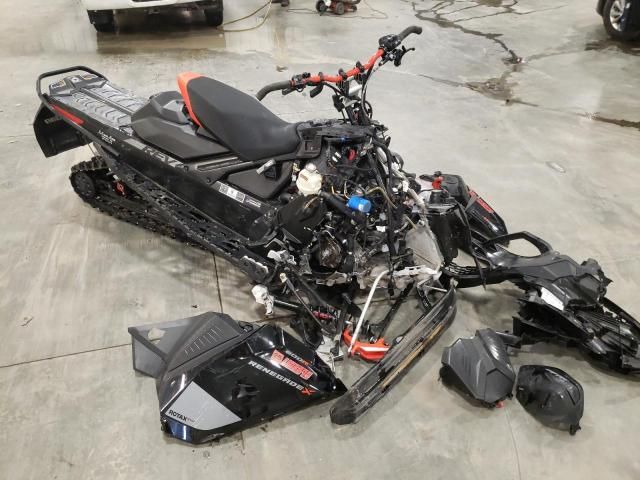 2020 Skidoo Renegade