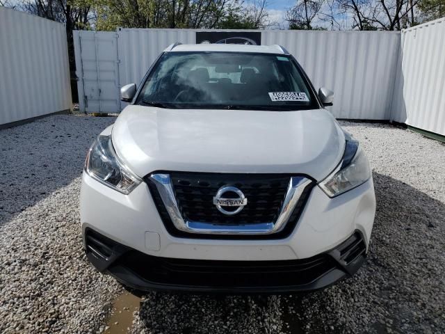 2019 Nissan Kicks S