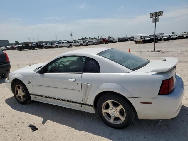 2004 Ford Mustang