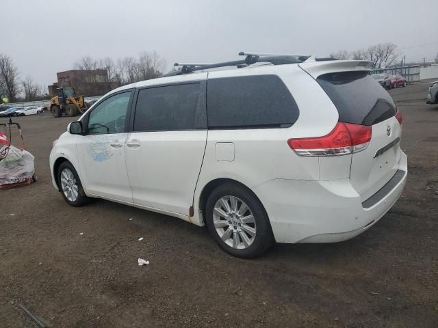 2013 Toyota Sienna XLE