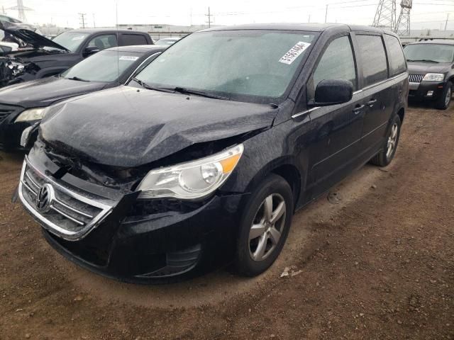 2010 Volkswagen Routan SEL