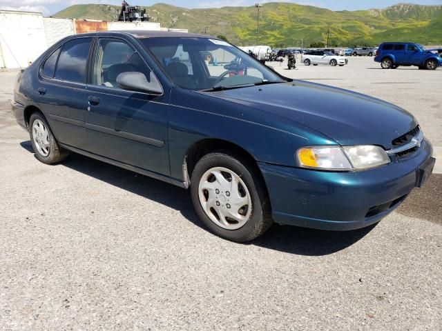 1998 Nissan Altima XE