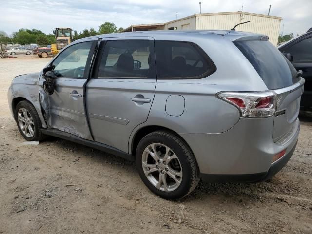 2014 Mitsubishi Outlander SE